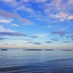 Fronte Mare Riviera Del Conero, Wi-fi Gratuita, 3 Camere, 10 Letti, Apartment *