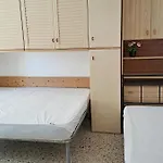 Apartment Fronte Mare Riviera Del Conero, Wi-fi Gratuita, 3 Camere, 10 Letti, Falconara Marittima