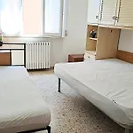 Fronte Mare Riviera Del Conero, Wi-fi Gratuita, 3 Camere, 10 Letti, Falconara Marittima