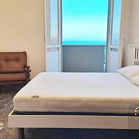 Fronte Mare Riviera Del Conero, Wi-fi Gratuita, 3 Camere, 10 Letti, Lejlighed *