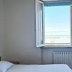 Fronte Mare Riviera Del Conero, Wi-fi Gratuita, 3 Camere, 10 Letti,