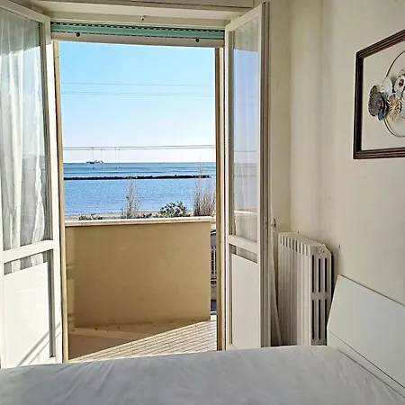 Fronte Mare Sea & Ancona-falconara Sea&business, Wi-fi Veloce, 3 Camere, 10 Letti