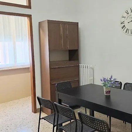 Апартаменты Fronte Mare Sea & Ancona-falconara Sea&business, Wi-fi Veloce, 3 Camere, 10 Letti Фальконара-Мариттима