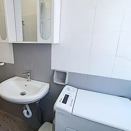 Fronte Mare Sea & Ancona-falconara Sea&business, Wi-fi Veloce, 3 Camere, 10 Letti Апартаменты