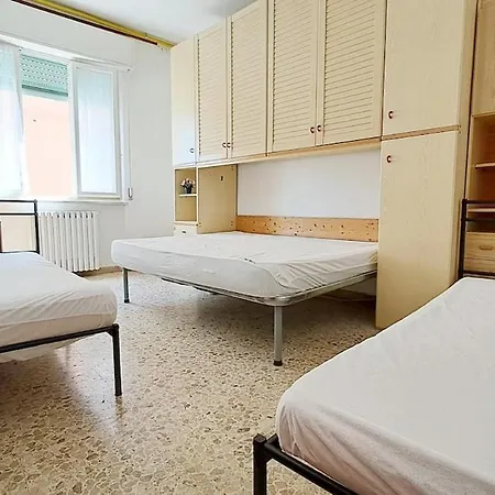 Fronte Mare Sea & Ancona-falconara Sea&business, Wi-fi Veloce, 3 Camere, 10 Letti