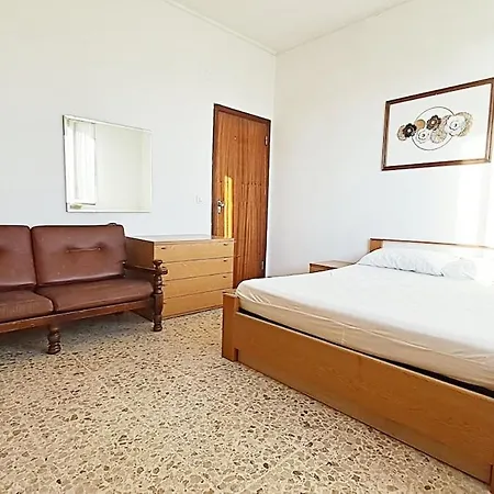 Fronte Mare Sea & Ancona-falconara Sea&business, Wi-fi Veloce, 3 Camere, 10 Letti Апартаменты